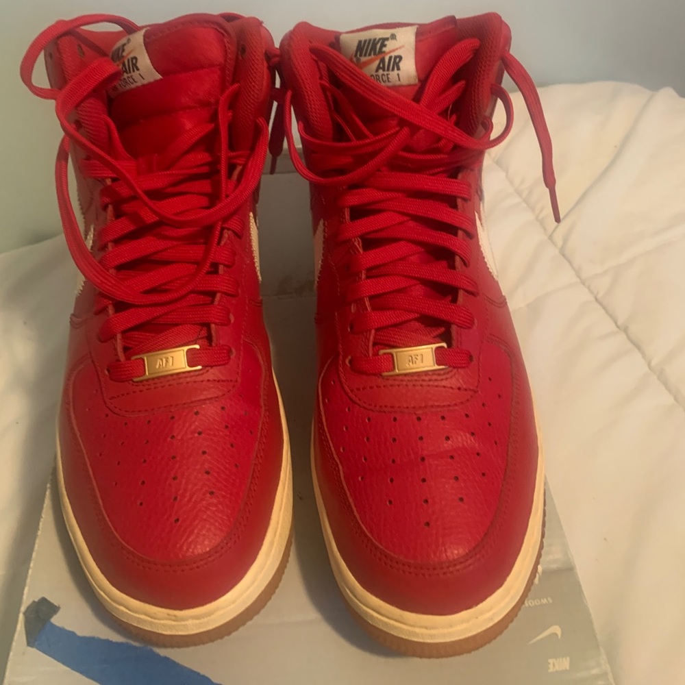 Nike Air Force Hi Sneakers